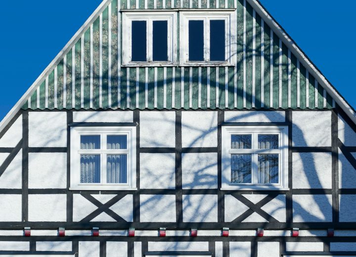 Fassade & Fachwerk – Abbas Süren Dachdeckermeister Langenfeld